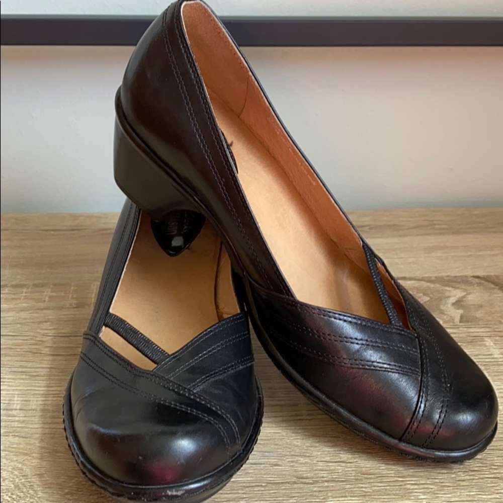 Clarks shoes